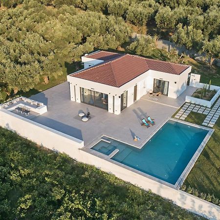 Drallos Luxury Villa Alykanas  Esterno foto